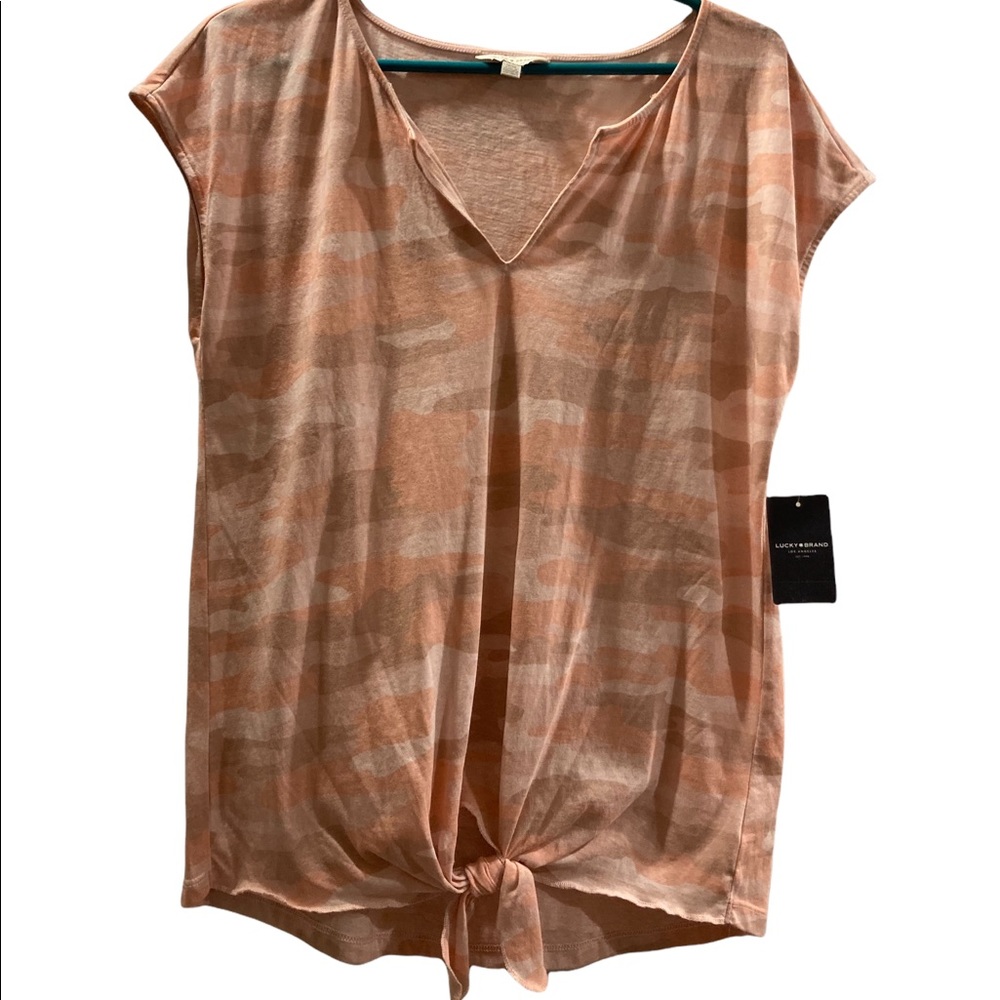 Lucky Brand T-Shirt